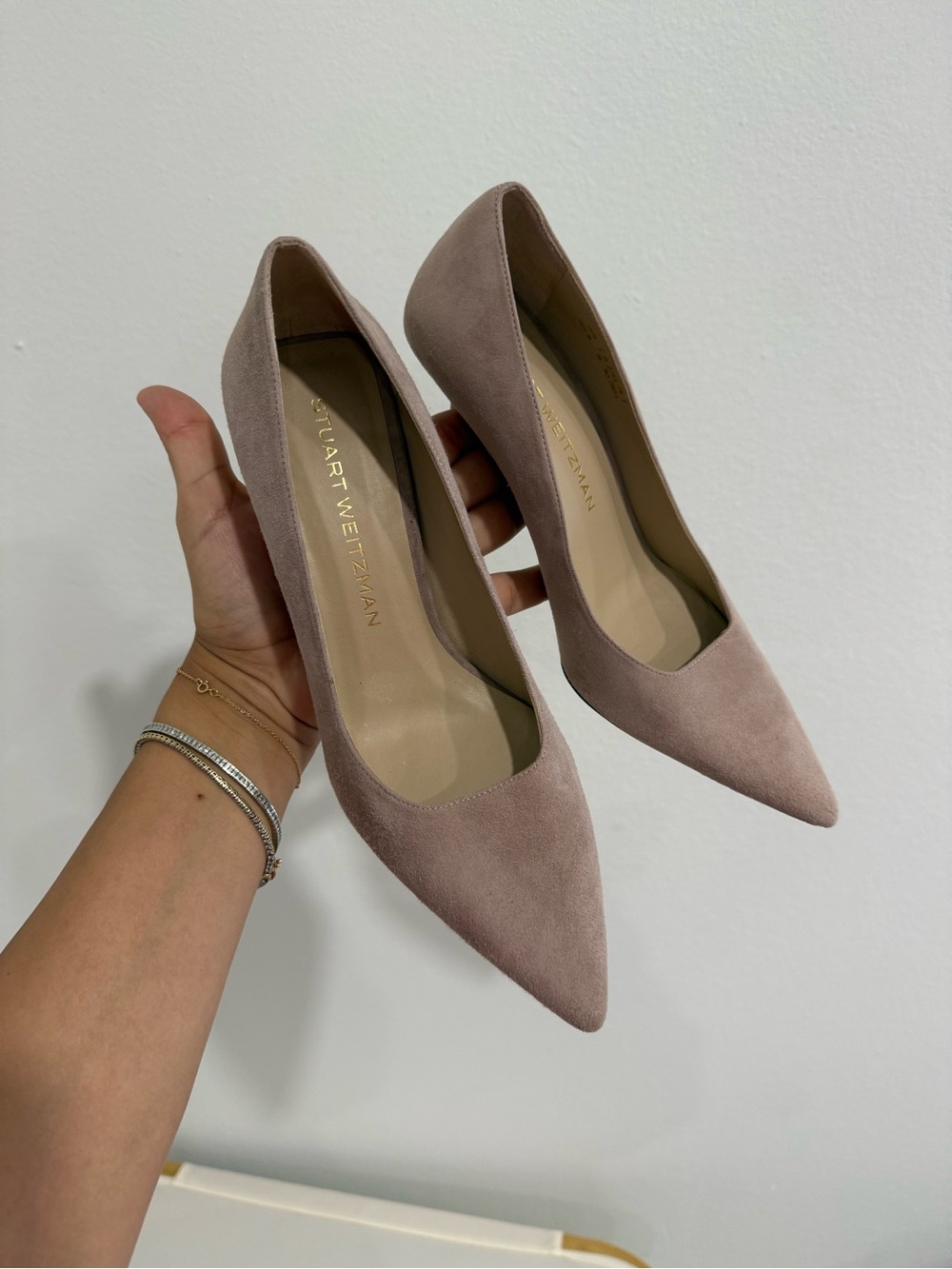 Stuart Weitzman Mauve Taupe Suede Pointed Toe Pumps